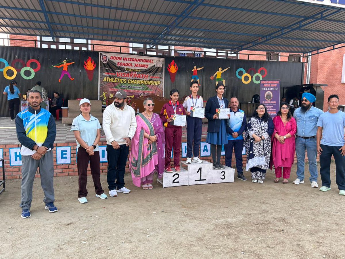 🏆 SSN wins Overall Champion trophy at the Sahodaya Athletics Meet 2025
Cadets bagged 14 Gold, 1 Silver &amp; 4 Bronze.
#SainikSchoolNagrota #SahodayaAthleticsMeet2025 #OverallChampions #KheloIndia #Athletics #SchoolSports #Jammu #SainikSchoolsSociety #NagrotaExStudentsAssociation