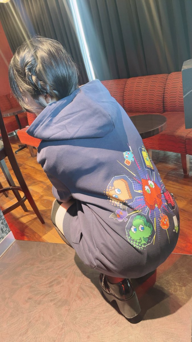 paru_GGSB's tweet image. SPADIEのパーカーめちゃかわだよ後ろ可愛すぎる、前にも文字書いてあってシンプルで着やすい、最高🐱ᩚ🐱ᩚ🐱ᩚ🐱ᩚ🐱ᩚ🐱ᩚ

 #SPADIE