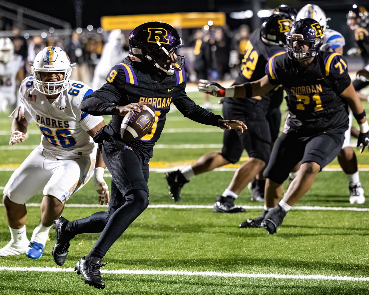 DanielHaniger's tweet image. C.C.S. Championship 2025! 120 PHOTOS... @RiordanSports vs @PadreFootball_ 

Pass... it on... Don't fumble!

ccssports.shootproof.com/gallery/289410…

@WCALSports @KasselMedia @GetSportsFocus @DarrenSabedra @cifccs @SerraSanMateo @5_willorr @IziahSingleton @Charliewalsh_1 @MikeMitche11Jr…