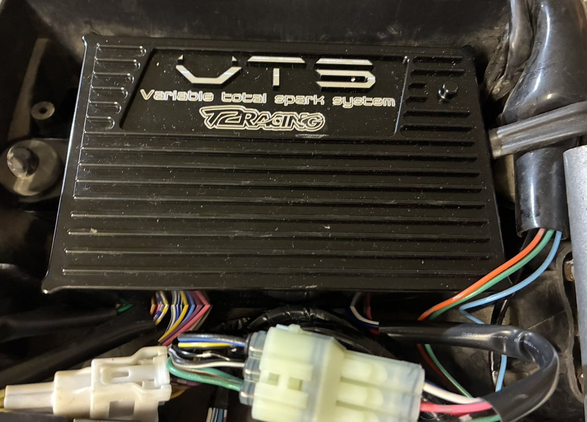 neoMeister_'s tweet image. #NSR
#T2Racing
MC21の泣き所PGM-III オクでも爆上がり中😱
30年以上前の中古品を10万以上出して3Nで買うくらいなら是非試してみたいと 思い😎T2RacingさんのVTSを購入❗️✨
Valiable Total Spark Systemの略らしい🤔
取り付け完了😆👍🏼✨
乗るのはまた今度😆