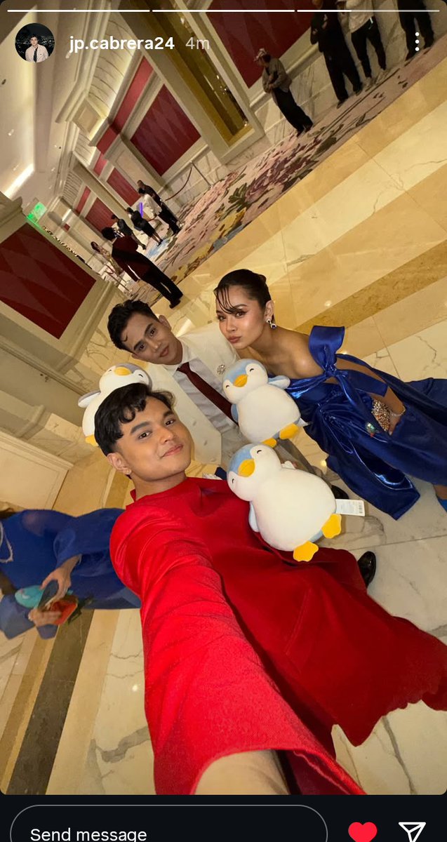 stlljpkk's tweet photo. Triplets pala ang penguin jplette with kuya binsaaauur 🫶
https://t.co/8S7gzGDdyK https://t.co/2PtR7QDpB3