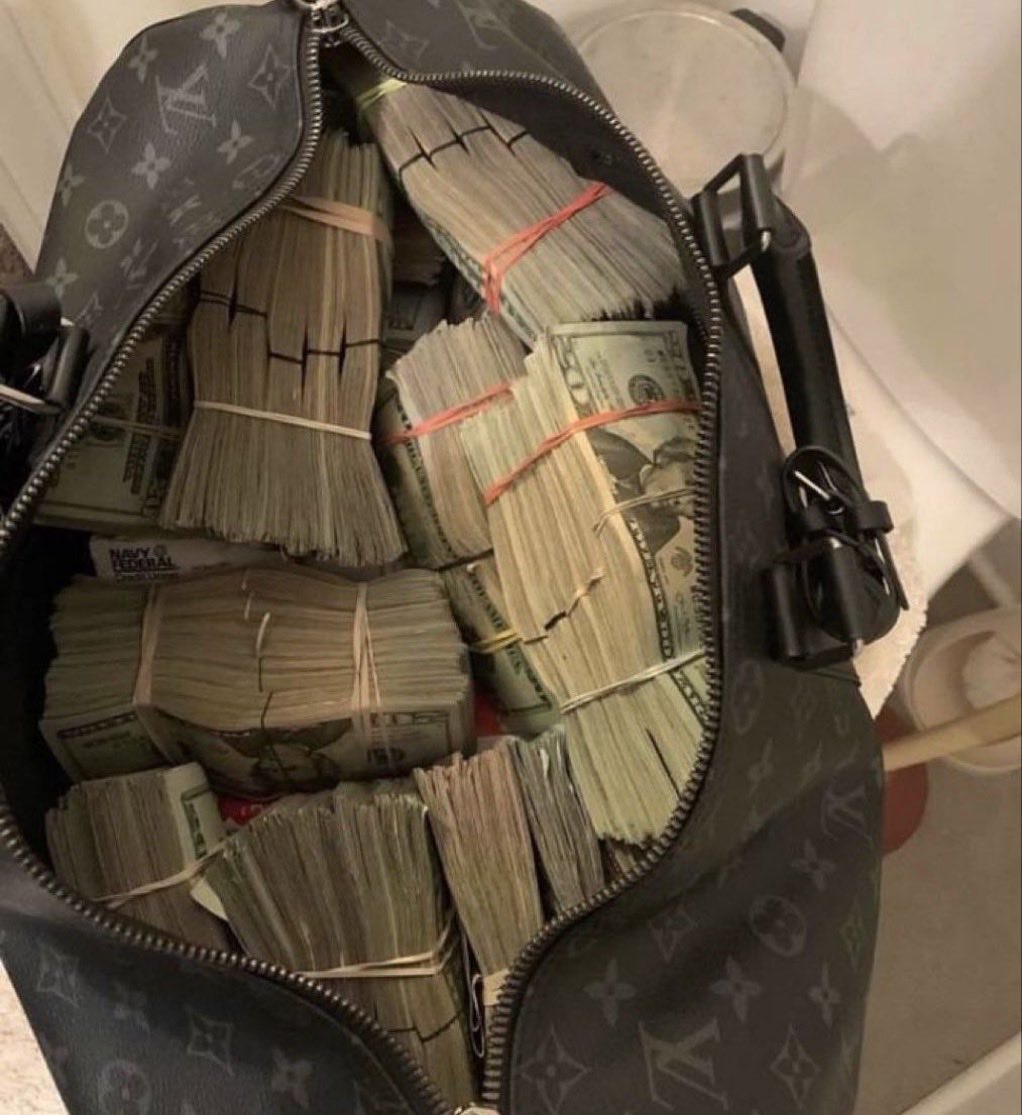 luke_cryptox's tweet image. 💵💰
You will be the first millionaire in your family

Claim it !

#GM #Crypto #BTC