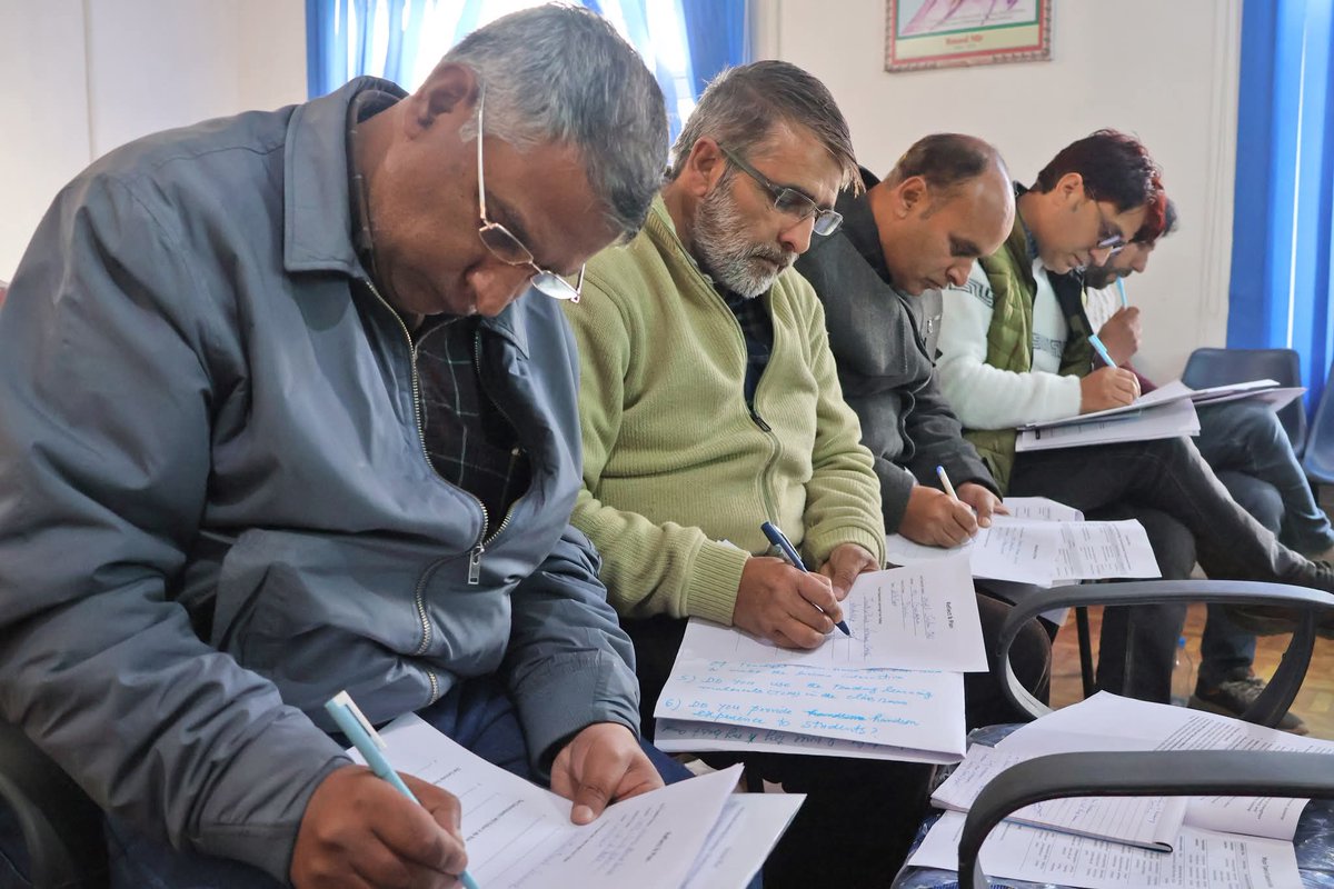 i_CHINAR's tweet image. 2/2 Together we are shaping stronger leaders for stronger schools.
#SchoolLeadership #TeacherDevelopment #InstructionalCoaching #EducationReform #CHINARInternational #Kulgam #QualityEducation