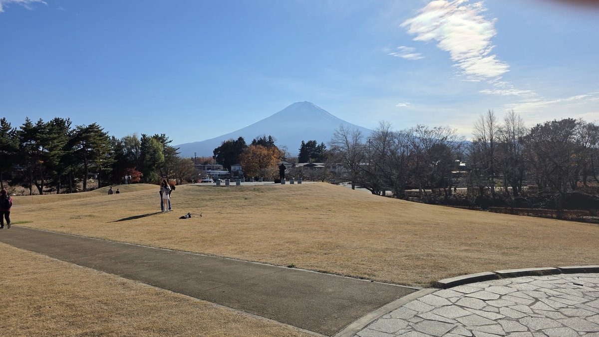 morozsofichan's tweet image. 河口湖　🏞