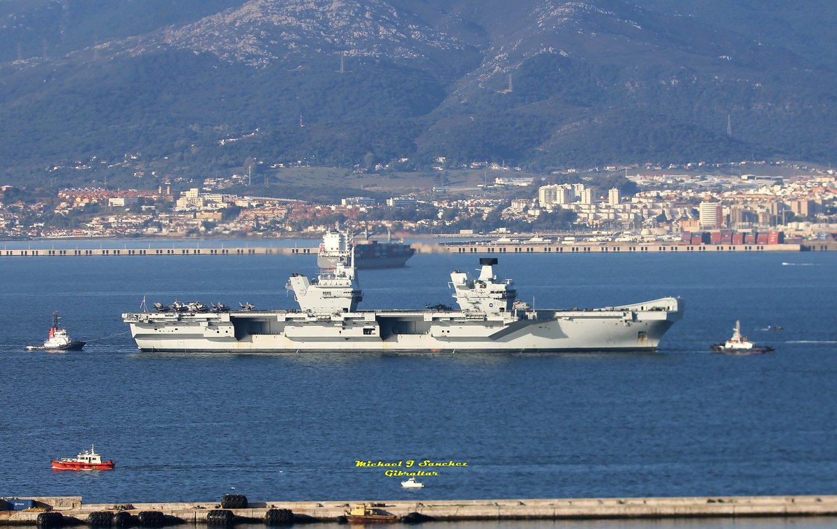 IN PICS: The Royal Navy’s flagship HMS Prince of Wales arrives in #Gibraltar accompanied by carrier strike group in display of military might theolivepress.es/spain-news/202…