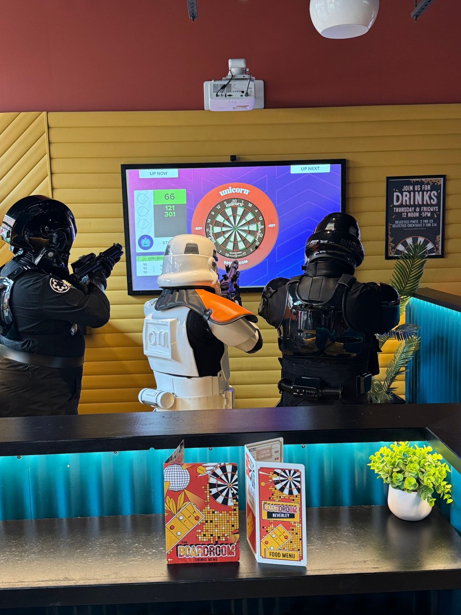 Phoenix Squad will be deploying a garrison of troopers to Flemingate to repel the rising Jedi threat in the area!

📅 Sunday 30TH November
🕰️ 11:00 AM - 4:00 PM
📸👊 Come and grab selfie, high five and that all important fist bump.

#Flemingate