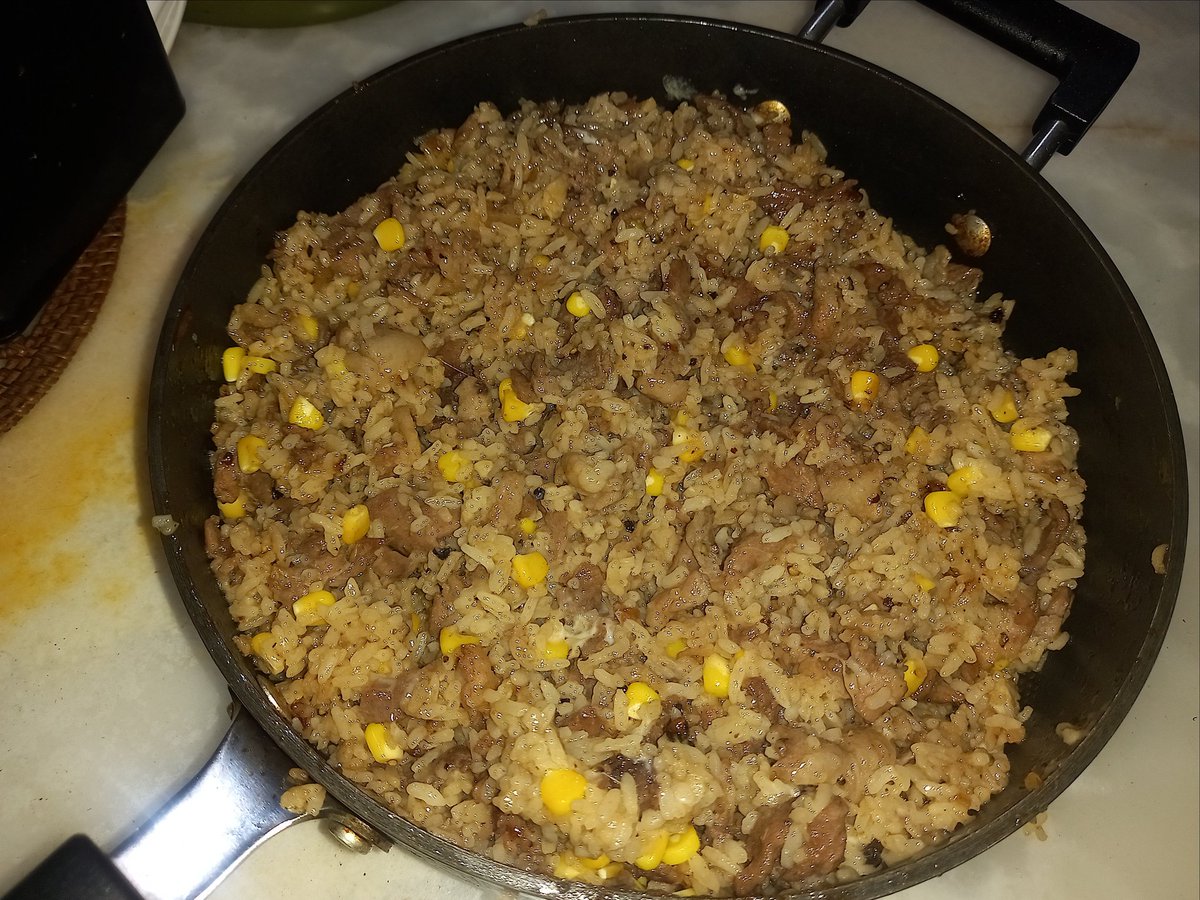 mirthbound's tweet image. me and my "ini sih aku bisa bikin di rumah" meal