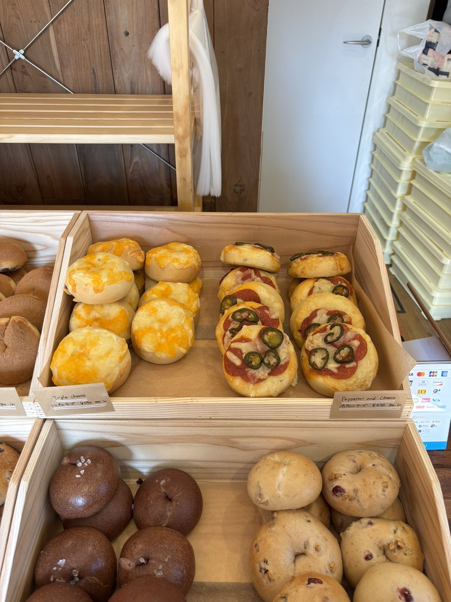 moe____0214's tweet image. 池袋にあるむっちり韓国ベーグル屋さん🥯