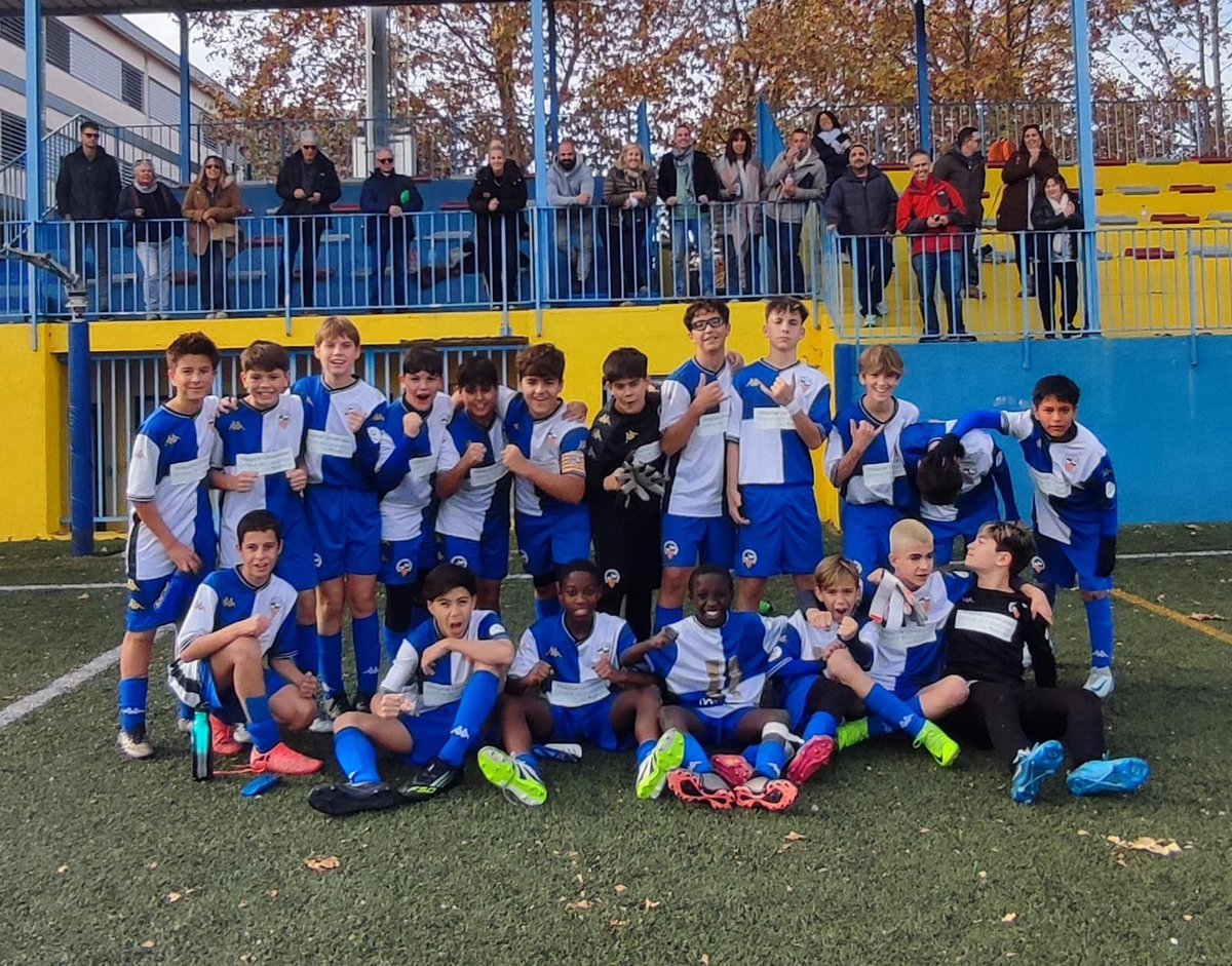 FutBaseCES's tweet image. 🫶🏻 Els 𝗜𝗡𝗙𝗔𝗡𝗧𝗜𝗟𝗦 no paren de créixer i sumar!

🔥 Victòries de S14 A, S14 B i S14 C per continuar en un gran estat de forma!

👏🏻 Triomfs del S13 B i S13 C amb molt treball i esforç!

⚽️ Bona feina del S13 A tot i no poder sumar

#FutBaseCES