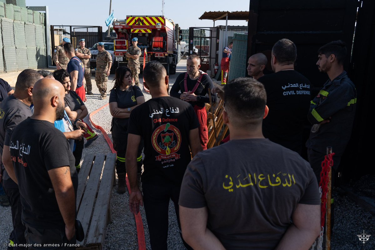FrenchForces's tweet image. 📍 Lebanon | Paris firefighters @PompiersParis deployed within the @UNIFIL_FR_DAMAN mission transmit their expertise to the Lebanese Armed Forces 🔥
 
➡️ Sharing intervention procedures and techniques 🤝
➡️ Cooperation at different levels between 🇫🇷 and 🇱🇧 soldiers  💪