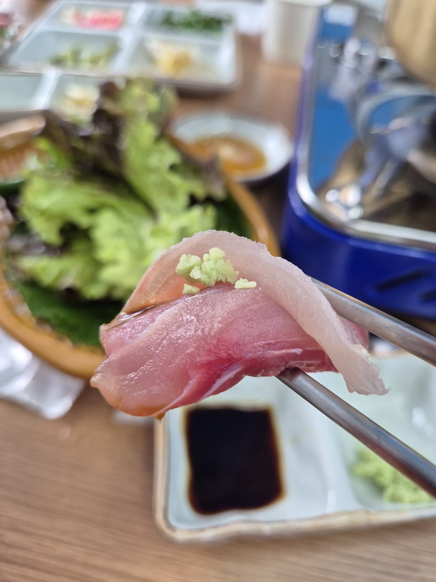 lean0v0's tweet image. 대방어는 사랑입니다.
스타크씨 회사주세요.