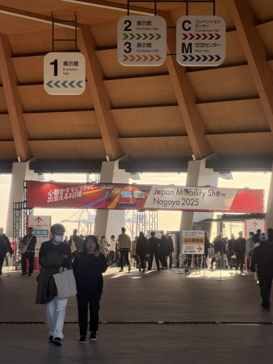 mattinct_wiz's tweet image. 魔道杯おつかれさまでした😃

レジェンドは獲れましたが最終Ptの調整で手こずってしまい
キリ番に3Pt不足…時間が足らずにやってしまいました🤣

連休の初日はMobility Show Nagoya、翌日は疲れで爆睡
今朝全力で挽回をしましたがキリ番狙いは来年に持ち越しですわ😅
#黒ウィズ #魔道杯