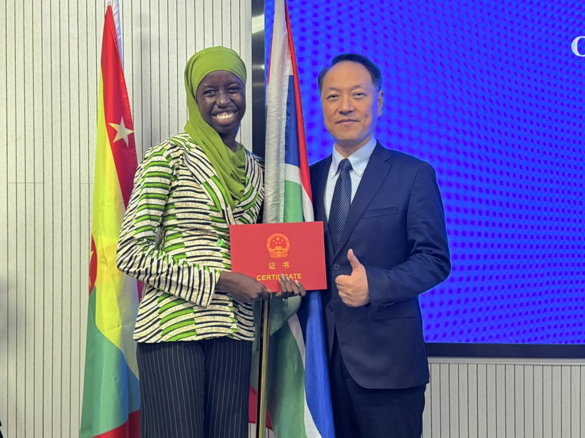 Coms_Expert's tweet image. Honored to represent The Gambia in Beijing for a two-week training on Digital Capacity Building for Developing Countries.
Among six delegates from The Gambia,grateful, inspired, and ready to bring the knowledge home. 🇬🇲✨
Growth. Exposure. Service.
#Gambia #DigitalDevelopment