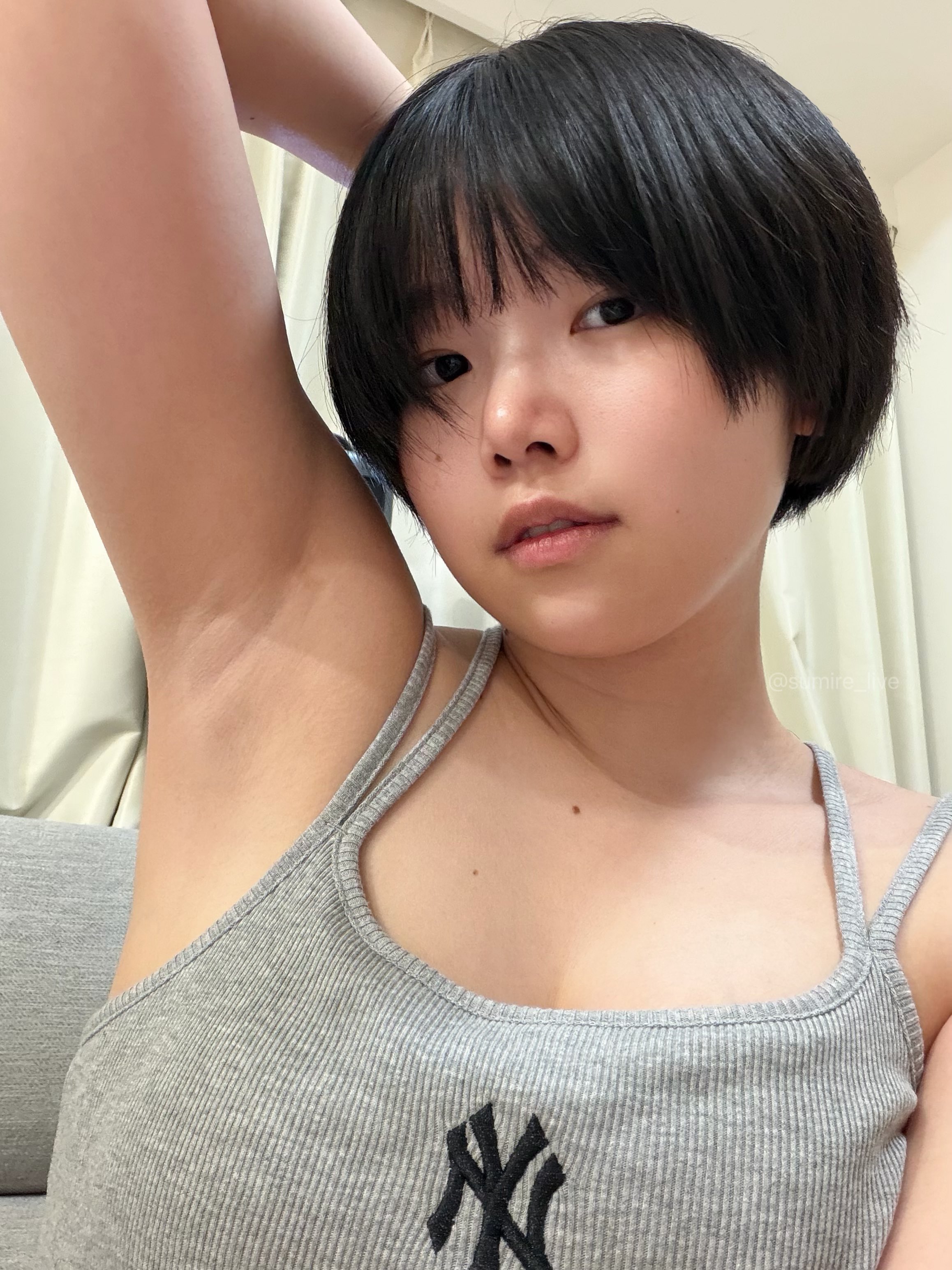 冬ってつい手入れサボりがちなんだけど…わかる？｜すみれch（@sumire_live）エロ動画まとめ