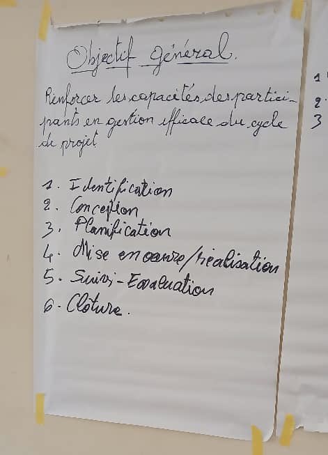 psaafml's tweet photo. #AJDT a formé 25 jeunes du Conseil local de la jeunesse de #Massigui aux bases de la gestion de projet. Objectif: renforcer leurs compétences pour concevoir et piloter des initiatives locales.avec la présence des autorités locales.#Jeunesse #PSAAF3 #DéveloppementLocal @Poulodebo https://t.co/6Eve8Y0RrM