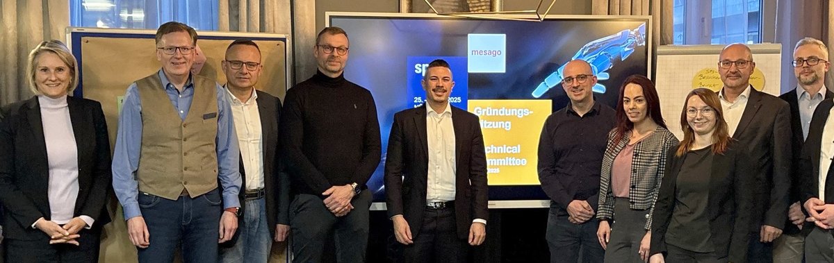 HarnischVerlag's tweet image. Mehr Praxis, mehr Dialog, mehr Zukunft:
Die SPS gründet ein Anwender- &amp;amp; Besucherkomitee!  harnisch.com/getraenke/die-….  . 
#SPS #Automation #SmartProduction #Industry40 #Manufacturing #Innovation #Automatisierung #SPS2025