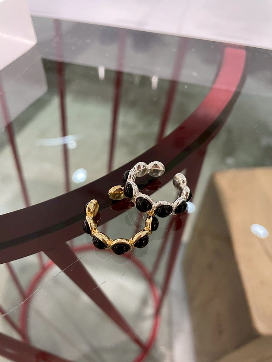 CHIGNON
9オニキスリング
gold/silver
¥5,390-

#CHELSEA_laforet #chignon
#Laforet #Laforetharajuku #harajuku #ラフォーレ原宿 #原宿