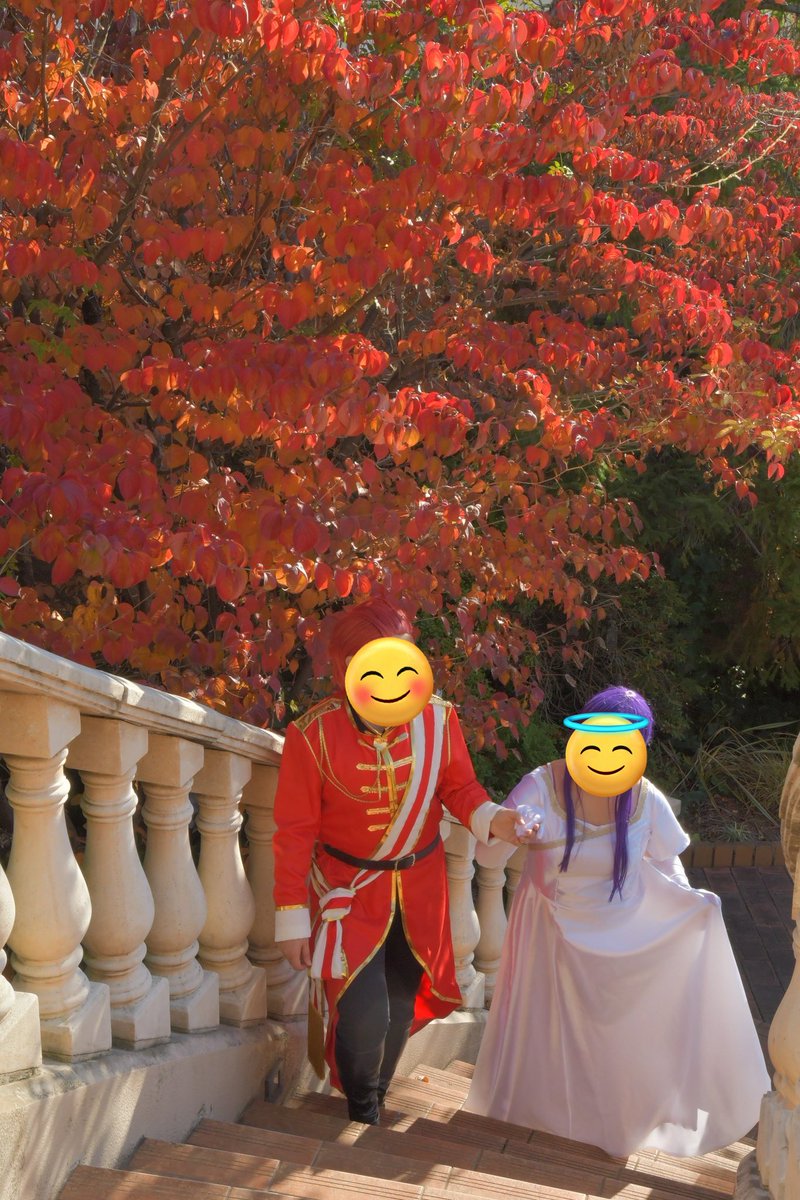 今日はあちゃとシュタフェルしてきた！
舞踏会ドレスがんばって作った( •̀ᄇ• ́)ﻭ✧

まだ加工してないんだけど、めっちゃ雰囲気良くて最高かな………

あと、陽菜ちゃんは似合ってるのでまたやってください。