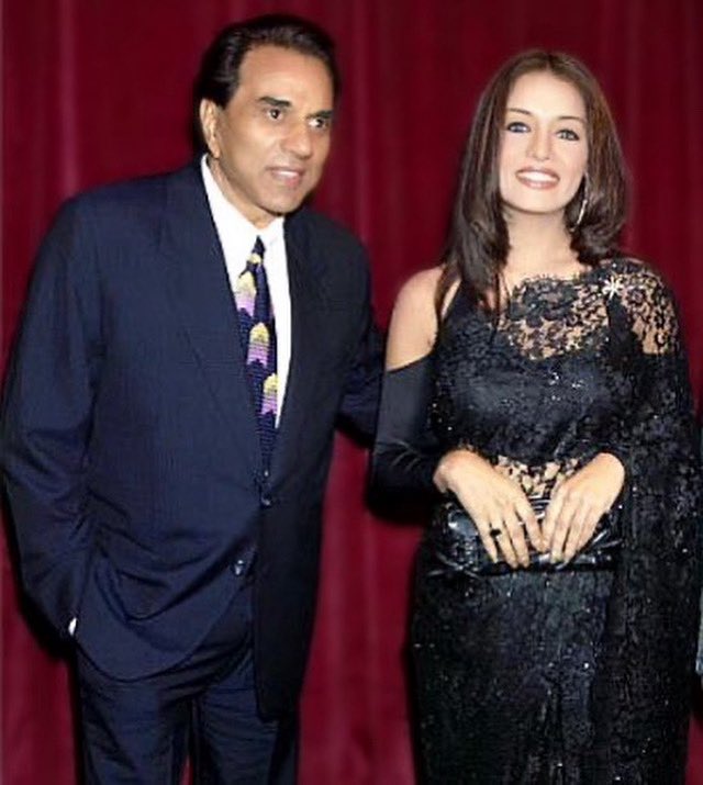 #dharamji | I am immensely saddened to hear of the passing of Dharamji,
this year my birthday does not feel right at all

Dharamji was not just a legendary actor, he was one of the integral pillars of the most glorious years of Indian cinema, a man whose grace, charm, strength &amp;