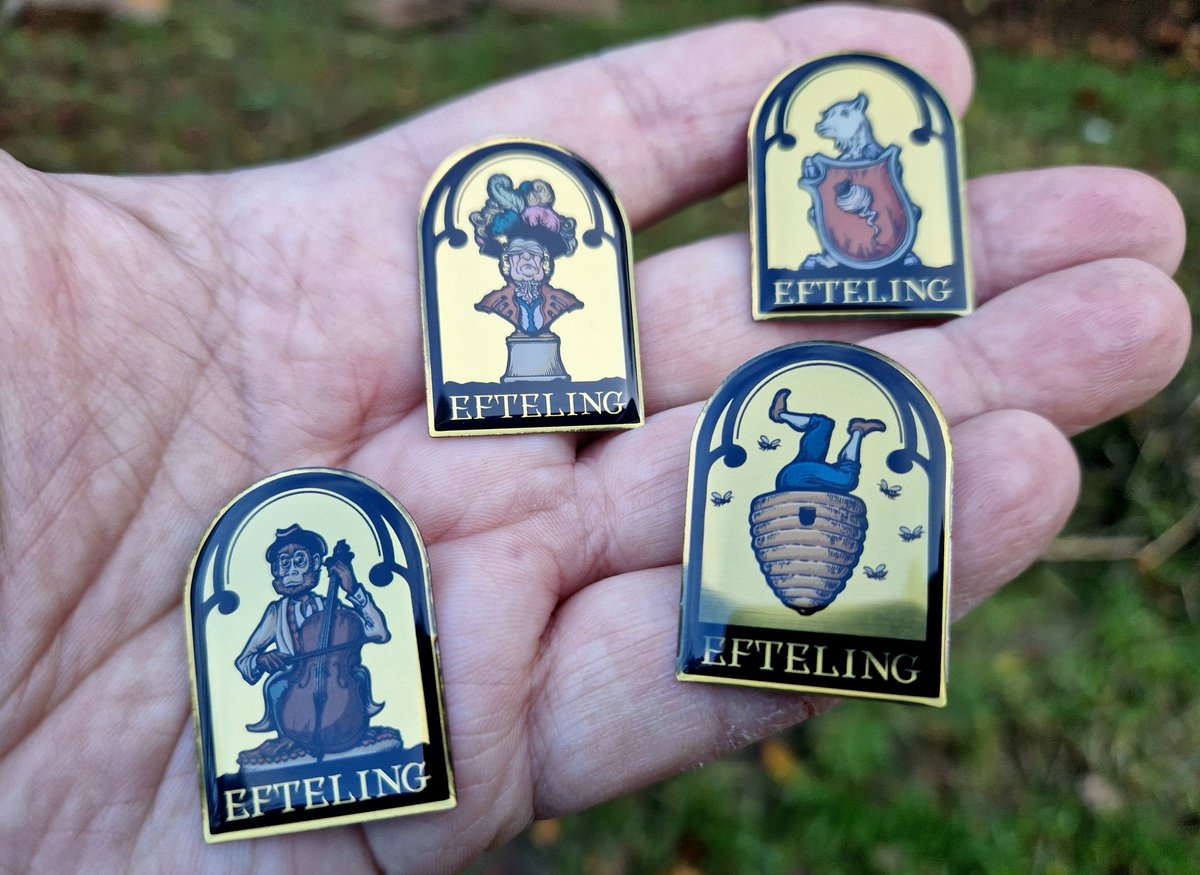 Vanaf vandaag zijn 4 nieuwe pins verkrijgbaar bij 't Smidje: Geitje, Kogeloog, Zweefmolen-aap en 't Korfje. Afgelopen weekend was de volledige voorraad op.  (Bron: <a href="/souvenieuws/">Souvenieuws</a> op FB ) #Efteling #PinParade #Smidje