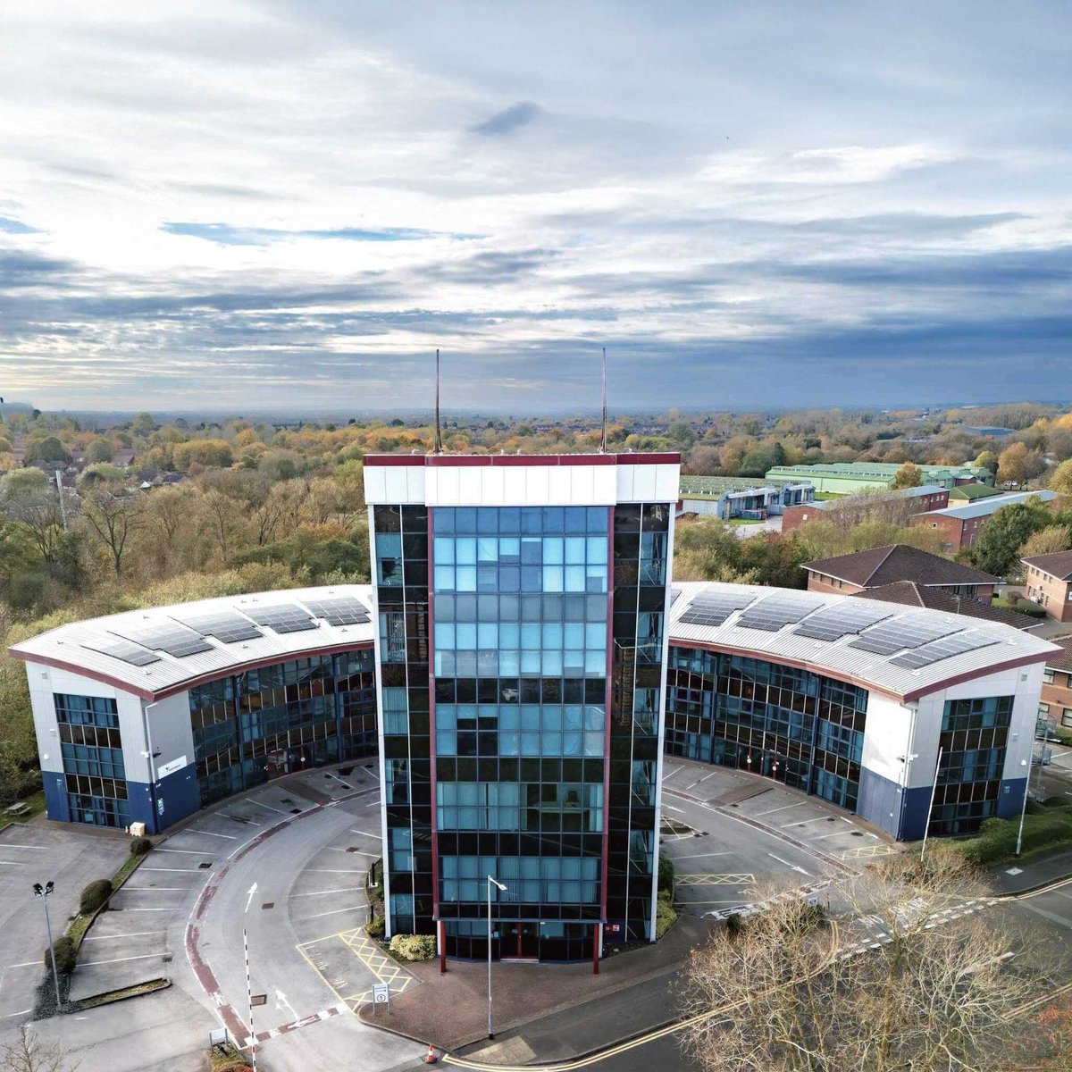 Rackline's tweet image. Read how TopCashback has used Rackline Prospan shelving to successfully converted unused space into a useful, safe archive for its teams to store items:

rackline.com/topcashback-st…

#storagesolutions #archives #business #organisation