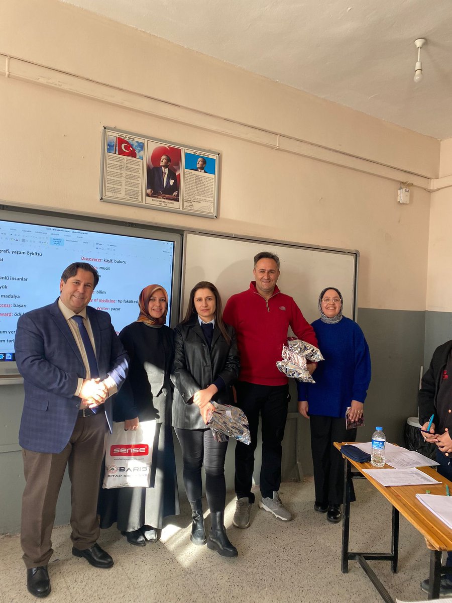 24 Kasım Öğretmenler Günü Kutlu Olsun 💐

<a href="/hasan_kokrek/">Hasan Kökrek</a>
<a href="/agrimem/">AĞRI MEM</a>
<a href="/NimetSarboga/">Nimet SARIBOĞA</a>
<a href="/AdnanDURSUNfsm/">Adnan Dursun</a>