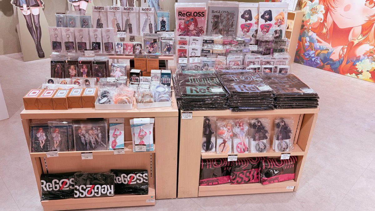 HmvBooksShibuya's tweet image. ＼\ ReGLOSS×HMV&amp;amp;BOOKS SHIBUYA /／
　　🎊10周年記念キャンペーン🎊

デビュー2周年を迎える #ReGLOSS と
誕生10周年を迎えるHMV&amp;amp;BOOKS SHIBUYAで
スペシャルな企画を開催中❣
5FのONLY SHOP特設コーナー内では
頂いたコメント映像もご覧いただけます💞

🔽詳細は🔽
hmv.co.jp/news/article/2…
