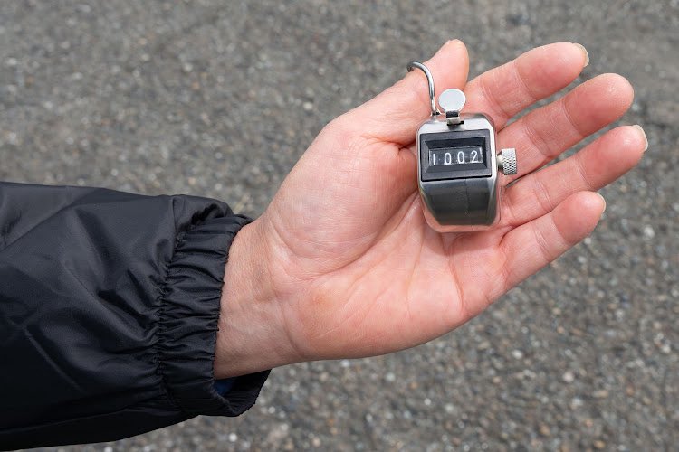 cub_mon's tweet image. ‼️New‼️✨📷プロカメラマンによる当日の写真はYouTubeの方にリンクがアップされています📷✨

湘南カブミーティング Vol.2 のYouTube公開しました！
1000台超えのカブが茅ヶ崎に集結🔥
 そして…最後に“感動のシーン”があります。
 ぜひ最後まで観てください👇
 youtu.be/vDpxYmxKVe8…