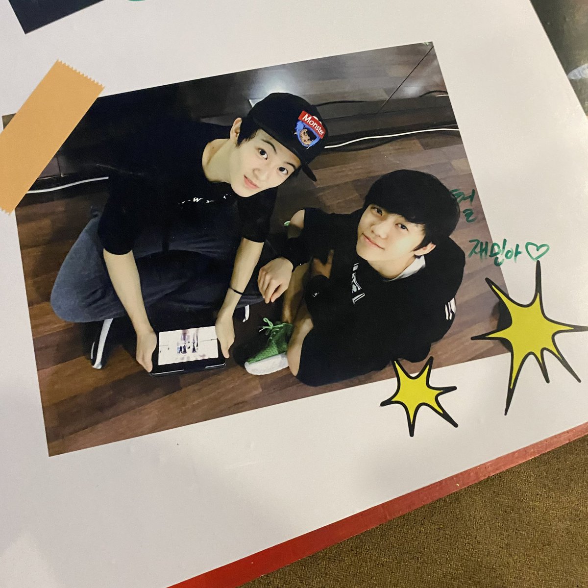 poooooniiiiii's tweet photo. 아니 근데 왜 저거보니깐 아기맠잼이 생각나지 ㅠㅠ https://t.co/xCX1CJZQkw