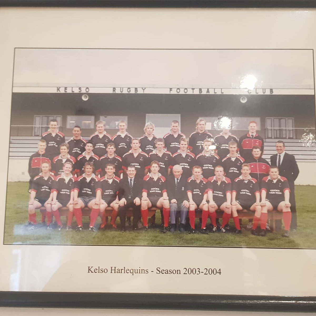 TorrieCallander's tweet photo. Not a recent photo…but a good one. Great time playing in that side. @KelsoRugby https://t.co/gcJklViUSB