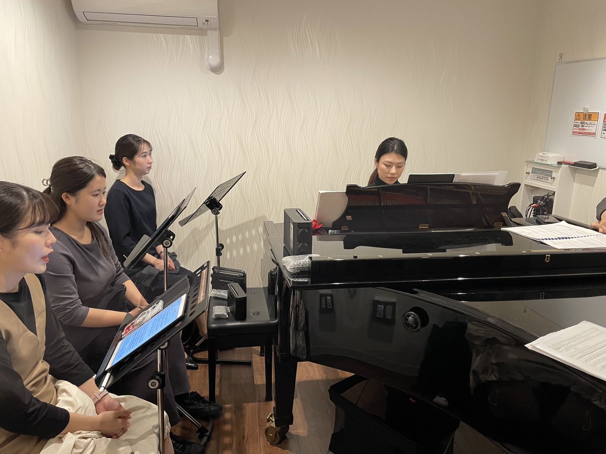 cabicuri's tweet image. 渡辺作品・モノオペラ『柔らかい月』声楽チームのリハーサルはじまっています。