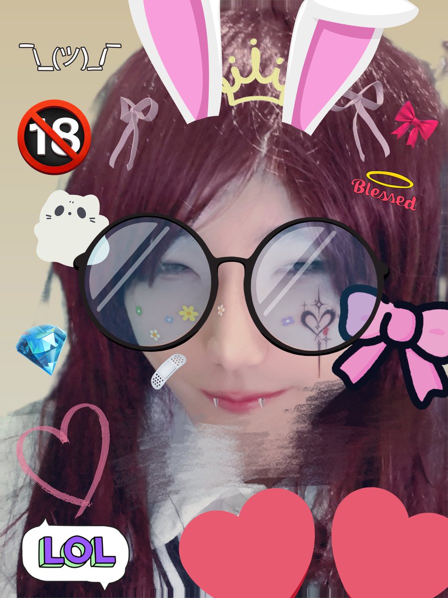 เปิดหน้าครั้งแรกและน่าจะเป็นครั้งสุดท้ายน่ารักมั้ยคะเน้นใส่สติ๊กเกอร์+เข้าแอพให้มันรกๆคนจะได้จำกันไม่ได้~✨ ฮุฮุ~
.
.
รึเปล่านะ? ถ้าจำได้อย่าทักนะคะเขิน><
.
.
ลงรูปลามกๆกับโพสบทกามๆต่อดีมั้ยนะ?
.
.
ปล.อายไม่อยากเปิดหน้าแต่ก็อยากอวด🥹