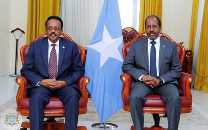 addisstandard's tweet photo. #Somalia’s president and predecessor trade accusations over rising poverty in #Mogadishu
Somalia's former President Mohamed Abdullahi #Farmajo and incumbent President #Hassan Sheikh Mohamud have exchanged pointed remarks over an escalating poverty crisis in Mogadishu, after Farmajo made his first public appearance since losing the 2022 election.
Speaking on Saturday to a group of MPs in the capital, Farmajo — who returned to Mogadishu earlier this month — warned that the city was facing a dire humanitarian situation, claiming many residents could no longer afford even a single daily meal.
“I have researched this thoroughly and found that the country is in a severe crisis," he told lawmakers. "People are talking about levels of hardship that some of you may not be aware of. Many citizens eat only one meal a day — or once every two days."
His remarks spread widely on Somali social media, with many users echoing the concerns and accusing the current government of mismanagement. Residents interviewed by local media said life had been more affordable during Farmajo's presidency and that their economic situation had deteriorated sharply in recent years.
Mohamud Acknowledges Hardship but Defends Security Gains
President Hassan Sheikh Mohamud, speaking later the same day without naming his predecessor, acknowledged rising poverty in the capital but pushed back against suggestions that the government was unaware or disengaged.
“There is hunger, and there is poverty," he said. "But that does not mean the government and its institutions are unaware of the challenges."
He added that Mogadishu remained "a secure city — by the grace of Allah — comparable to other major capitals around the world, and among the safest."
The exchange comes amid prolonged complaints from Mogadishu residents about soaring living costs, high unemployment, inflation, and rising food and rental prices. Many blame the government for failing to stabilise the economy.
https://t.co/EugTpGYEVN