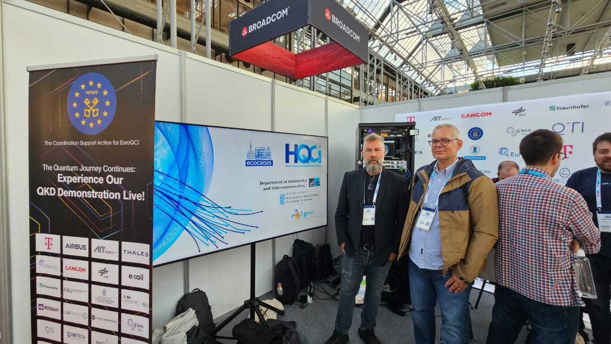 📌#HellasQCI at #ECOC2025 (28/09 – 2/10)

Part of #PETRUS demo showing a mini-#EuroQCI with 7 countries, 9 QKD systems &amp; 8 interoperable KMSs. The 🇬🇷domain by #UoA, <a href="/grnet_gr/">GRNET</a>, <a href="/Q_Ubit_Tech/">Qubitech</a> demonstrated dynamic QKD switching with SRAM-PUF authentication.
👉 bit.ly/3M0cyYP