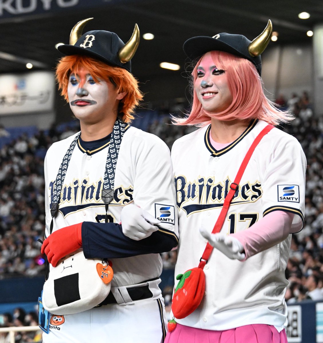 nikkan_orix's tweet image. 【オリコレ2025】

ラブラブの
バファローブル＆バファローベル❤️

#オリックス #紅林弘太郎 内野手　#曽谷龍平 投手