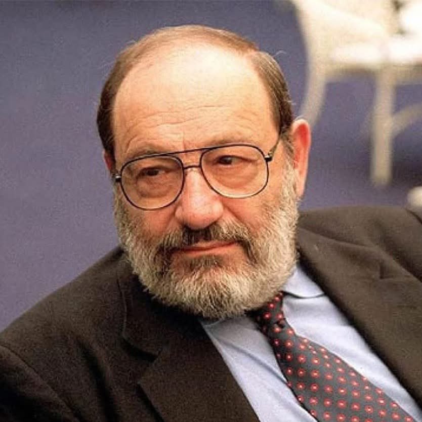 Paroles_auteurs's tweet image. &quot;Les réseaux sociaux ont donné le droit de parole à des légions d&apos;imbéciles qui, avant, ne parlaient qu&apos;au bar, après un verre de vin et ne causaient aucun tort à la collectivité. On les faisait taire tout de suite alors qu&apos;aujourd&apos;hui ils ont le même droit de parole qu&apos;un prix…