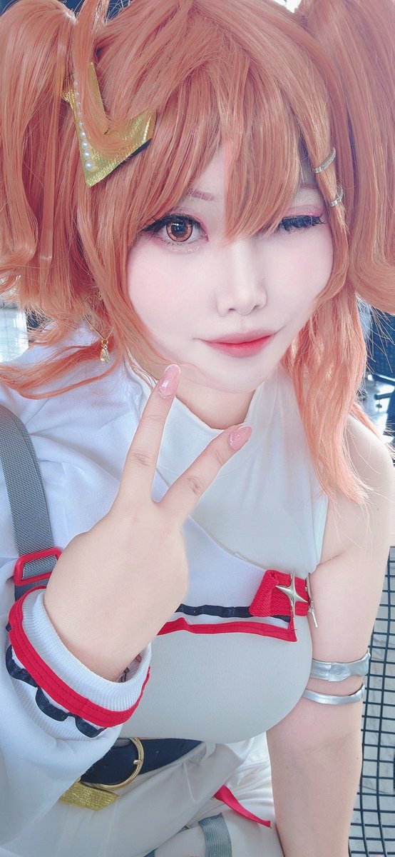 お疲れ様でした〜！！
併せのお誘いいただいたので
コスモタワーにReGLOSSの5人で撮影しに行ってました！
楽しかったしみんなビジュ良でニコニコ😊😊
また色々撮影したーい！

本日はお誘いいただきありがとうございました♡
#ひなcos
#1124ReGLOSSinコスモタワー 
#コスメルinコスモタワー