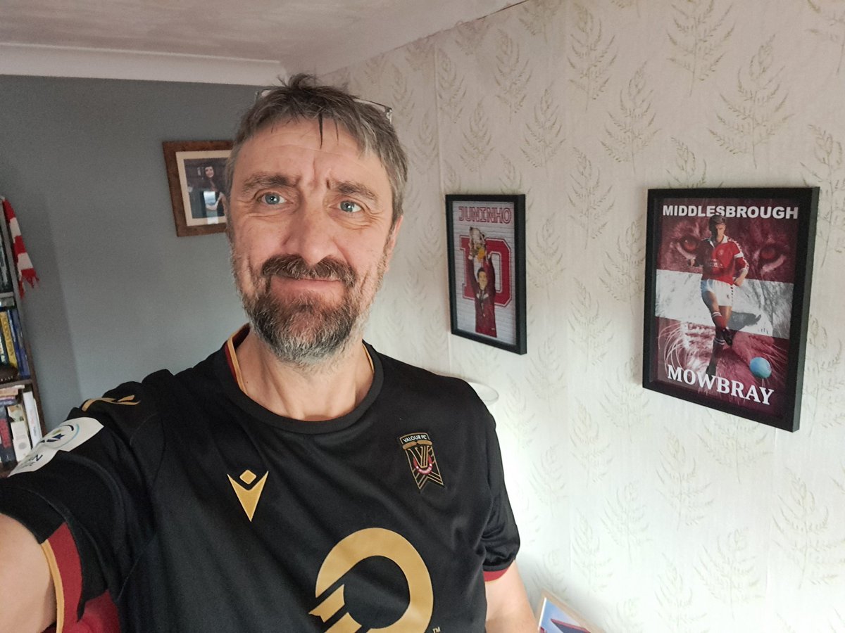 Today I'm showing solidarity with <a href="/RedRiverRising2/">Red River Rising</a> fans on the sad news of Valour FC ceasing ops. 

I am a football (soccer) obsessive and in England we have proven time and time again what fans can achieve. 

Hope to return one day to watch Bombers AND Valour play. ✊🏼❤️🖤🧡