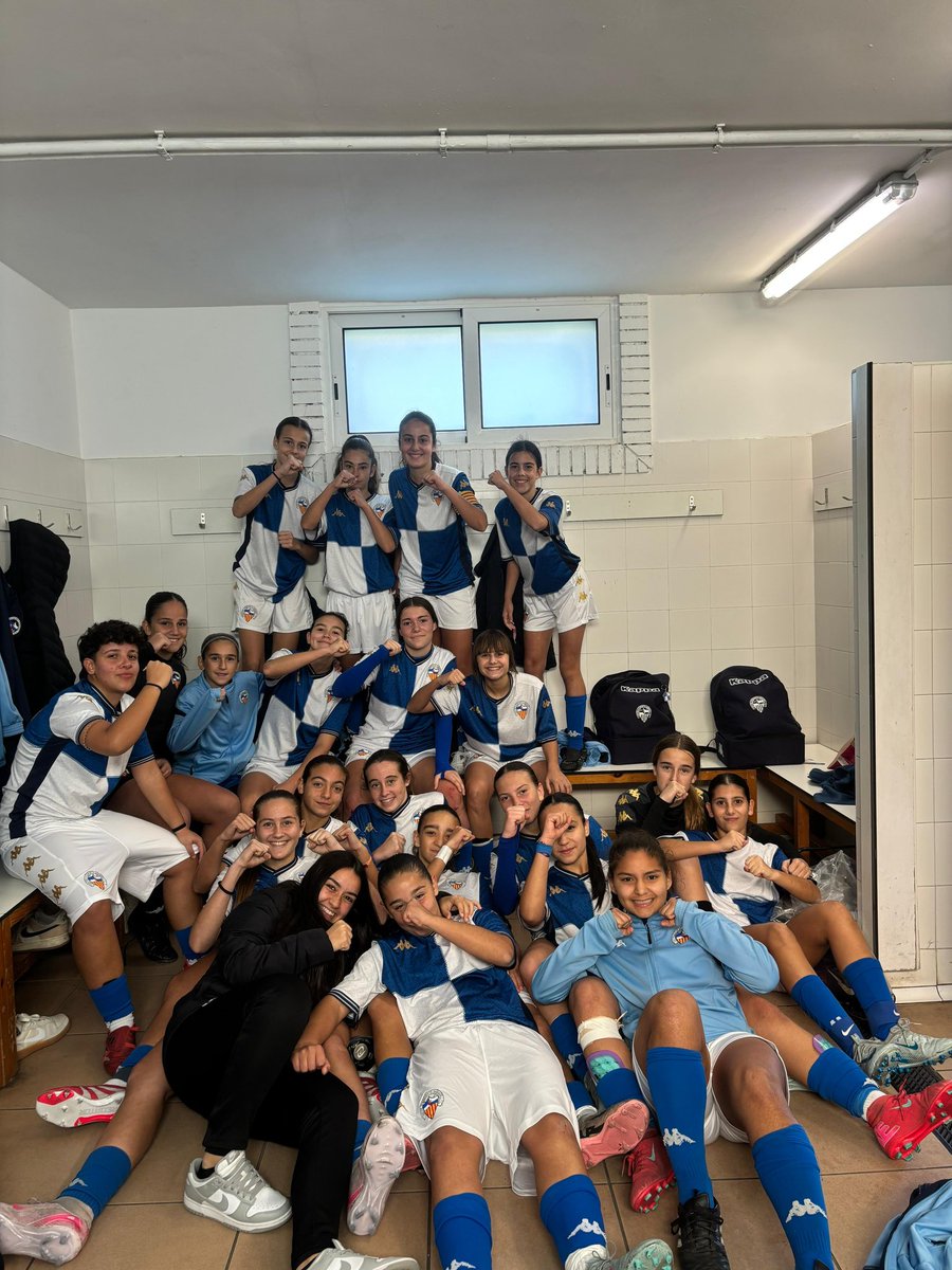FutBaseCES's tweet image. 😍 Molt bona jornada dels 𝗖𝗔𝗗𝗘𝗧𝗦 𝗙𝗘𝗠𝗘𝗡𝗜𝗡𝗦!

🚀 Victòria del Cadet A contra les segones amb un gran joc!

🔝 El Cadet B es manté líder i invicte amb un nou triomf

#FutBaseCES