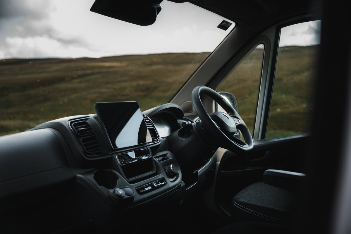 peugeotireland's tweet image. The #PeugeotBoxer, with a 1,475 kg payload and up to 17 m³ usable load space, you can't live without.
#VanLife #ElectricVan #KeepingBusinessesMoving #Ireland