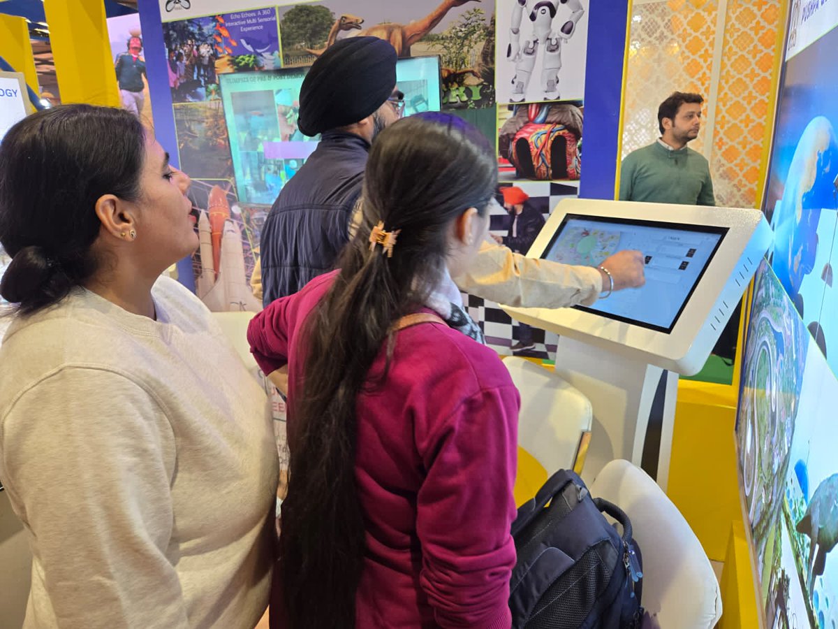 sciencecity_GoP's tweet image. #IITF2025  Our stall at Punjab Pavilion is creating a buzz with science, learning and fun-filled experiences.#PGSC  #ScienceForAll #Innovation #LearningThroughFun