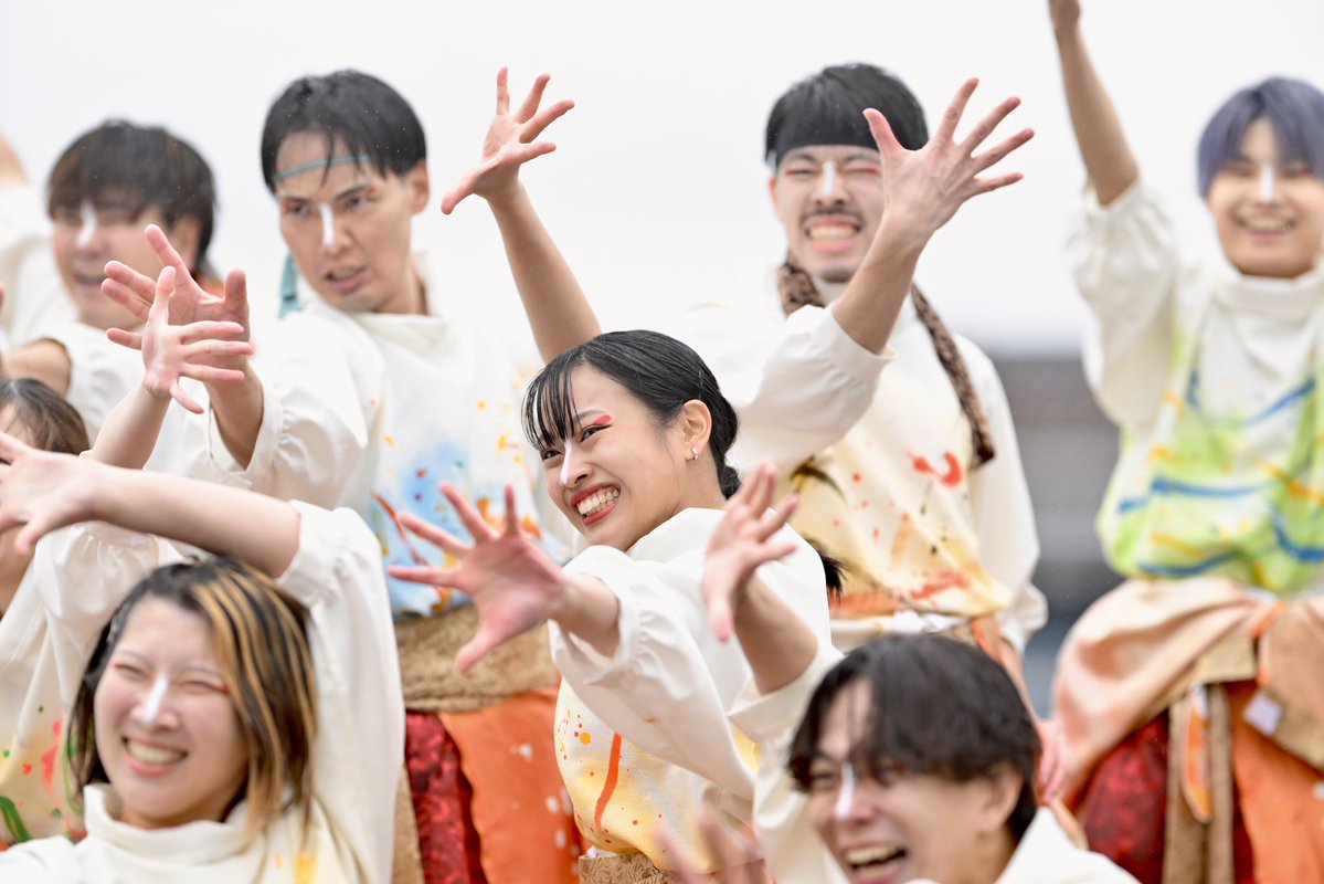 photoaotonao's tweet image. 黒潮よさこい祭り　飯沼観音会場
おどりびとさん「響」

池袋、町田そして銚子‥☔️😳
いつか☀️快晴の中
この素敵なチームを撮ってみたい

旗士は本当に大変だったと思います
素敵な演舞を４度も魅せてくれた一日のスタート😊

#黒潮よさこい祭り
#おどりびと
#響き
#旗士