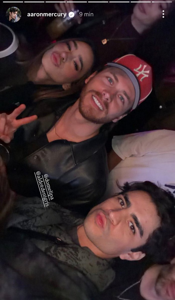 noloruiz88's tweet photo. Solo me puedo acordar de que Aarón dijo que conoció a Aldo en el cumpleaños de DomeLipa y Aldo dice que en un festival muy ALDRON todo #Aldron https://t.co/0SG66052Px