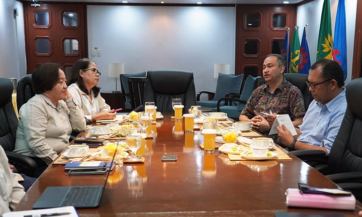 TFNet's tweet photo. TFNet and SEARCA Discuss Possible Collaborations on Capacity Building
Read More: https://t.co/ImAx7VJ8I8 https://t.co/CAHv9MCab9