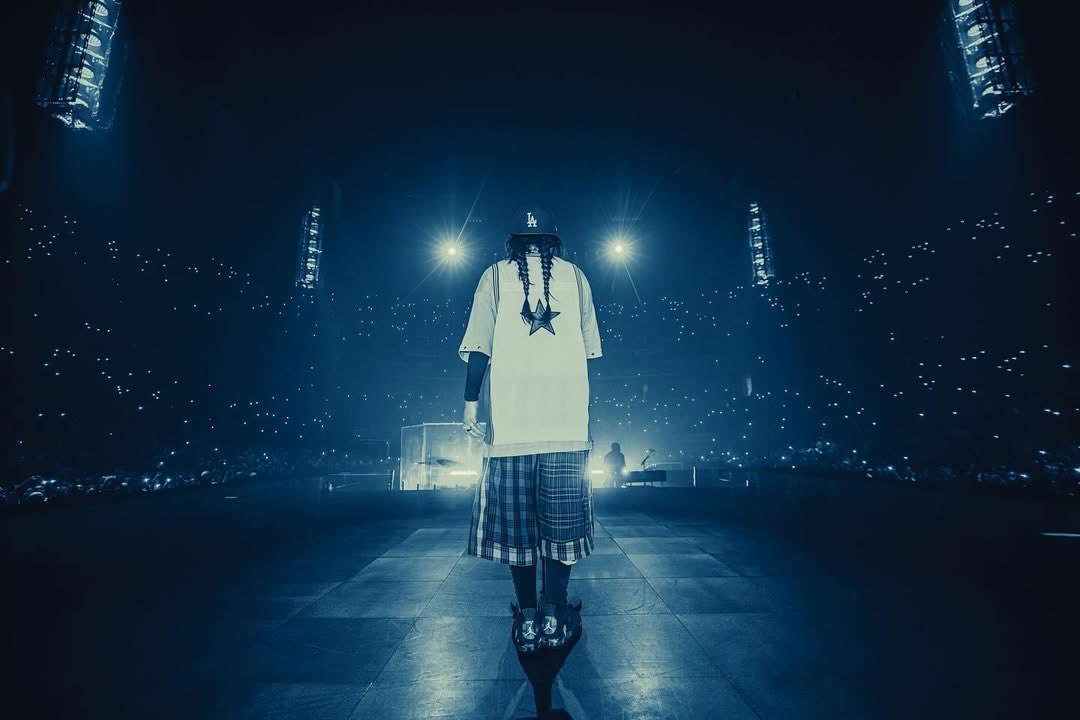 PopCrave's tweet image. Billie Eilish has concluded the ‘HIT ME HARD AND SOFT’ tour.