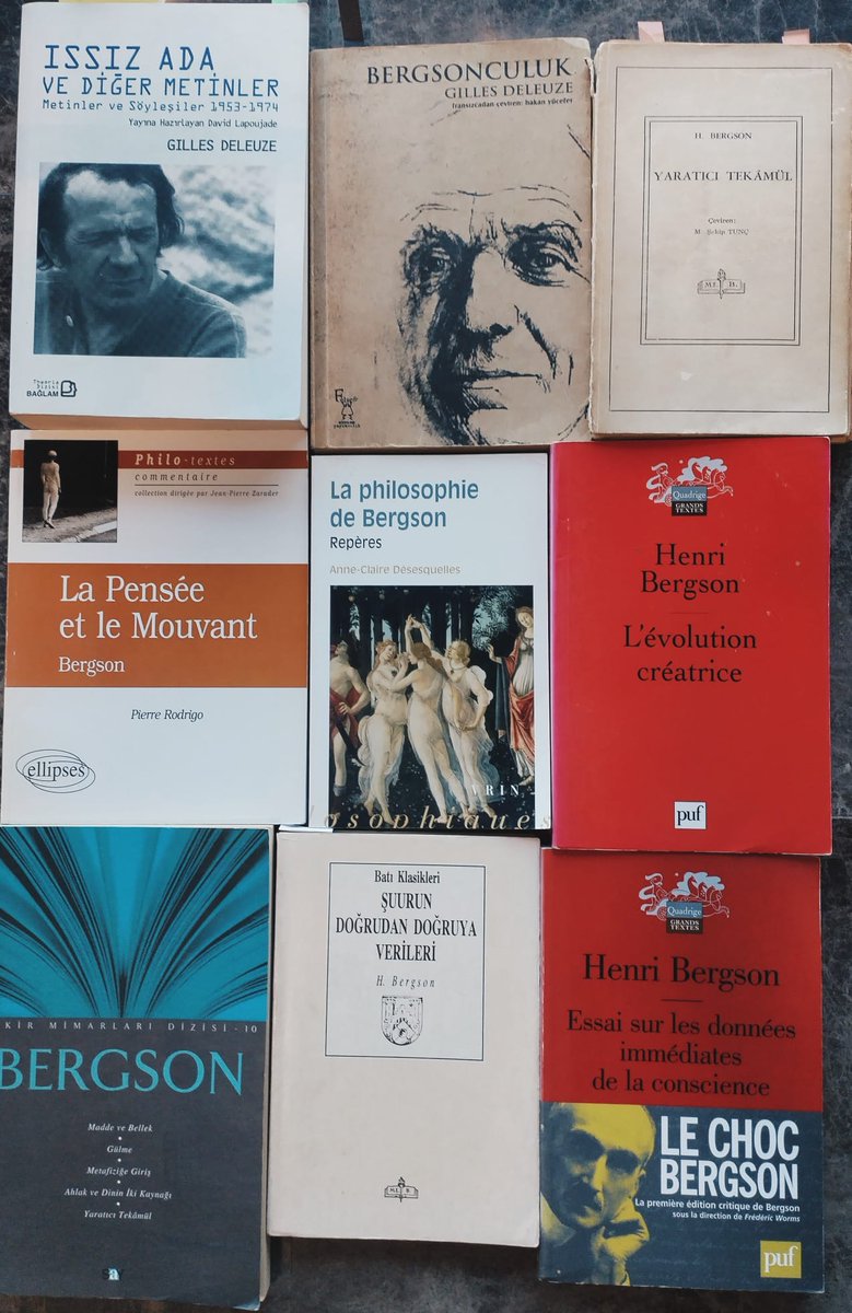 Bergson videosu olmadığı için çok tartışma çıkmaz ama bir zamanlar hem Fransa'da hem bizde çok tartışılmış bir düşüncesi var. Özellikle yaşam ve zeka ikiliği üzerine çalışmalarda son yıllarda geri geldi denebilir. Zekanın maddi dünyaya adaptasyonu için mekanikleşme eğilimi tam da