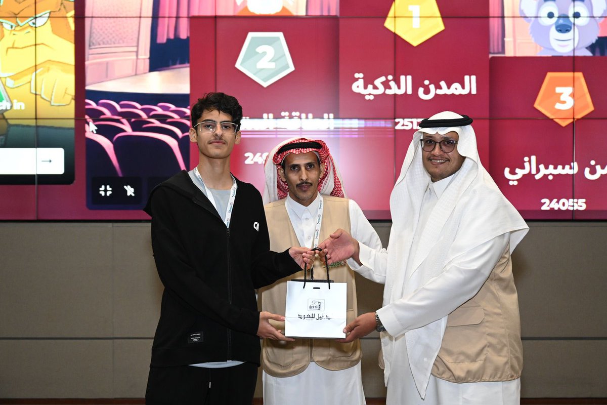 نبارك حصول مسار  الأستاذ / مناحي الحارثي - من منسوبي جمعية  #رأفة بمحافظة بيشة على المركز الأول في المسابقة الثقافية في كل المسارات ( بنين - بنات ) - مسار المدن الذكية كمشرف للمسار  في #مسبار9 .

<a href="/benaa1431/">جمعية بناء لرعاية الأيتام</a>
 <a href="/misbarfuture/">المعسكر العلمي للأيتام #مسبار</a> 
#نحلق_نحو_المستقبل #جمعية_رأفة