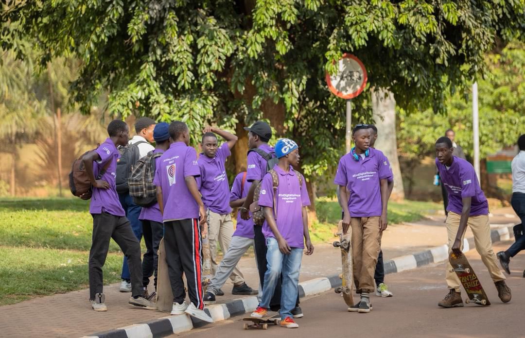 0_BENTLEY_'s tweet image. Today, we walk for change. 💪🏾💜

The Strides for Change Walk is on as we rally to end digital violence against women and girls.

#Stride4ChangeAtMak 
#EndDigitalViolence

@UNFPAUganda