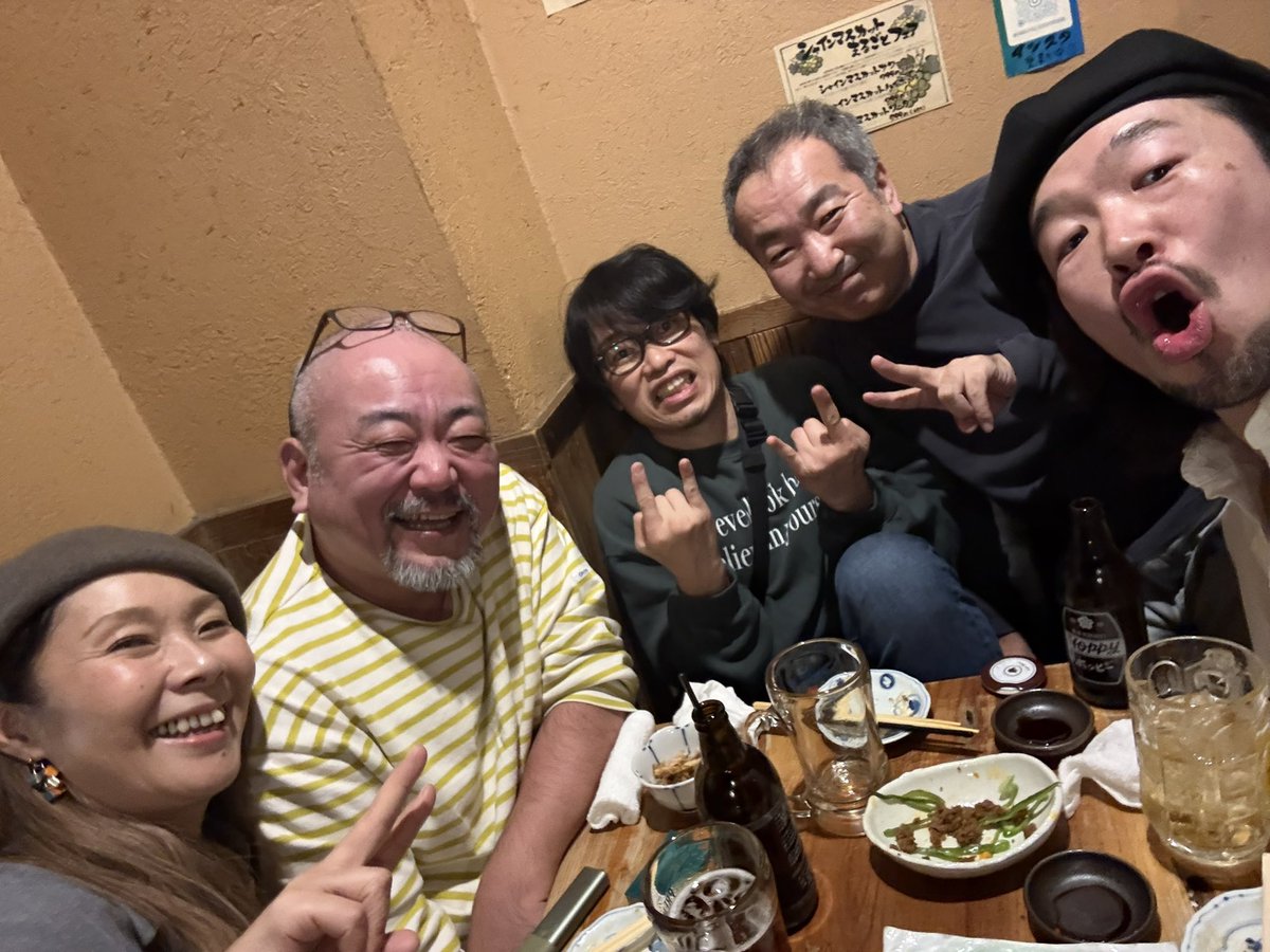 髭と長髪とわたし tweet media