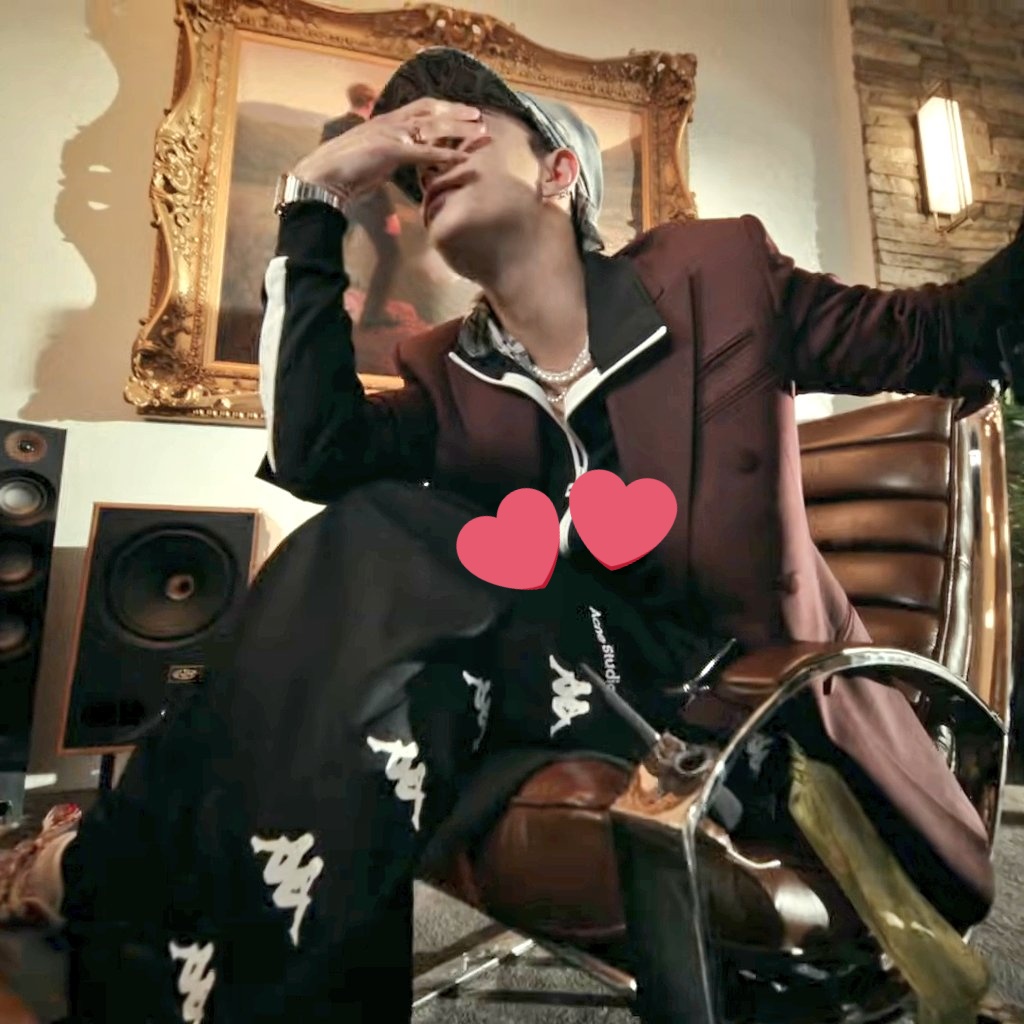 viajeradepapel's tweet image. #Hyunlix wearing Acne Studios 

#StrayKids_Do_It_Remixes 
#Do_It_OverdriveVersion